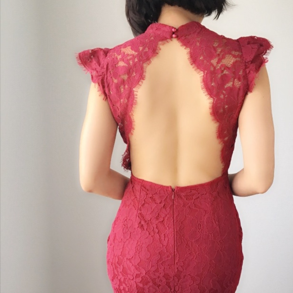 OPEN BACK LACE LONG DRESS - Picture 5 of 8